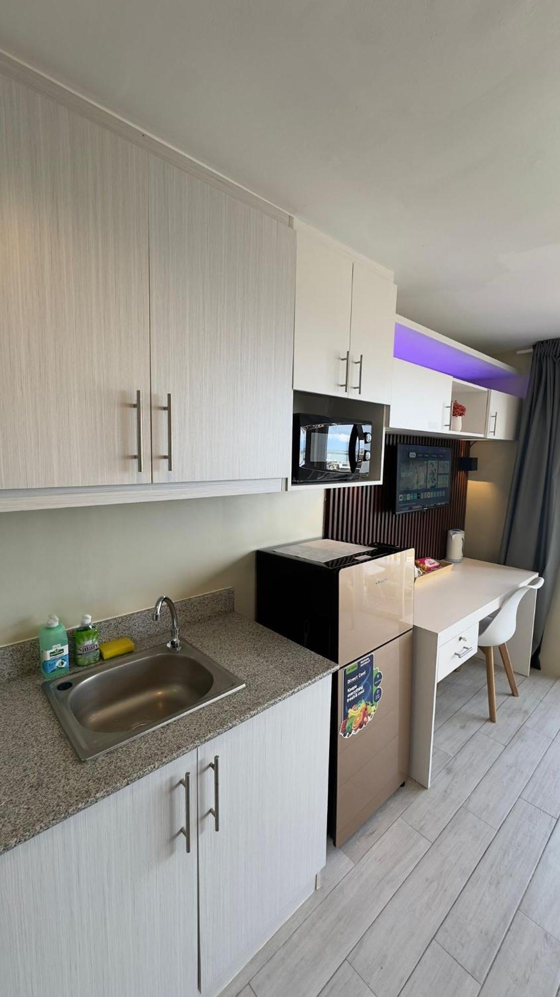 Modern & Comfy Studio - Steps From Ayala Mall, Cebu City Zewnętrze zdjęcie