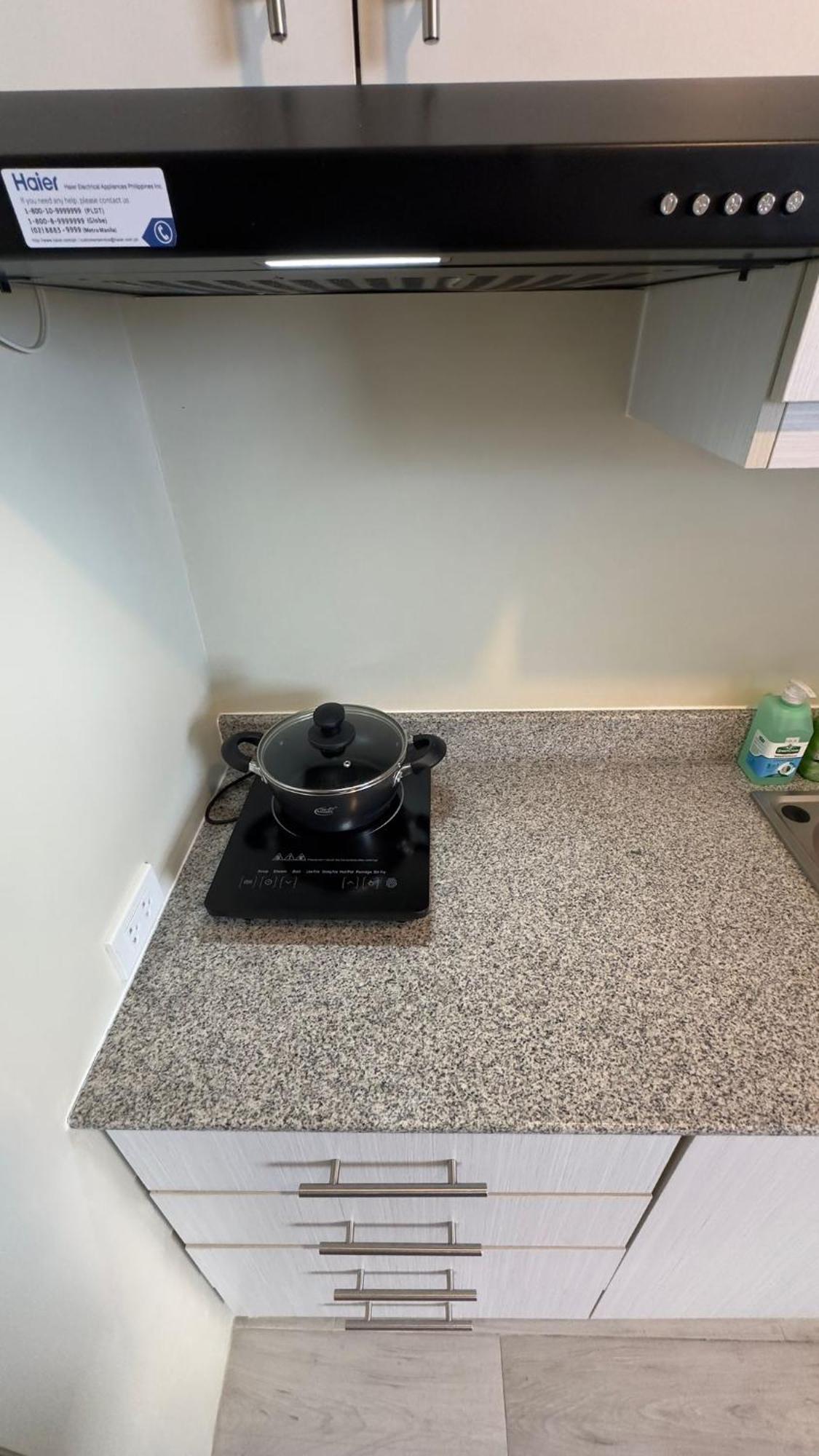 Modern & Comfy Studio - Steps From Ayala Mall, Cebu City Zewnętrze zdjęcie